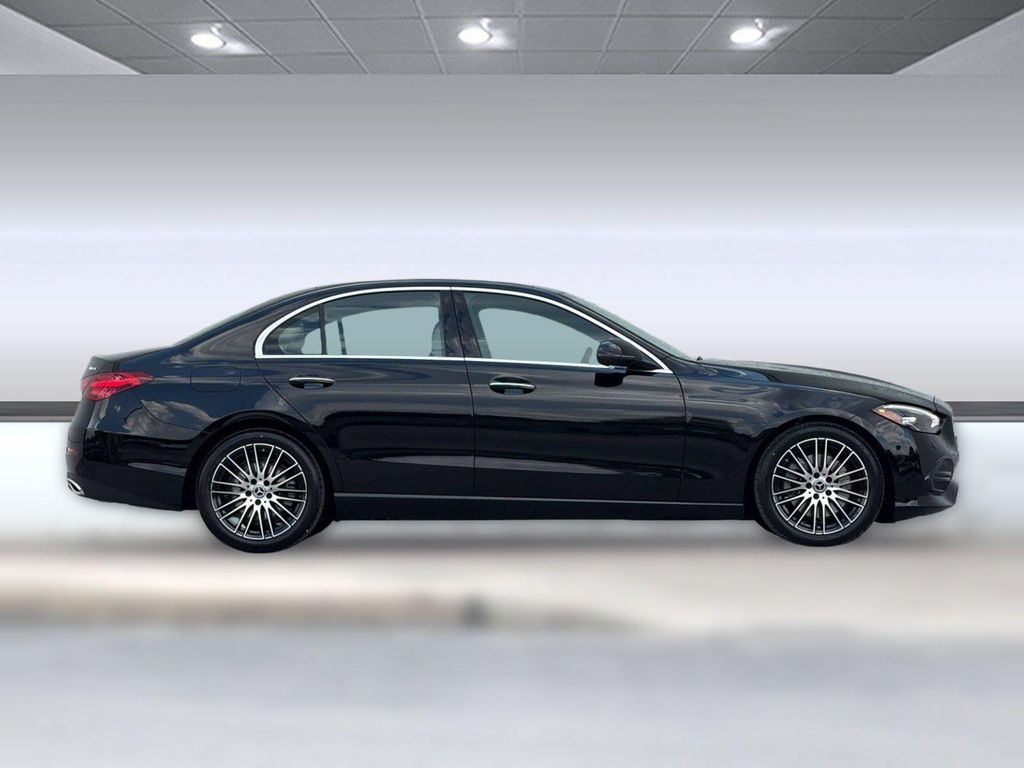 2026 Mercedes-BENZ C-CLASS — фото 8