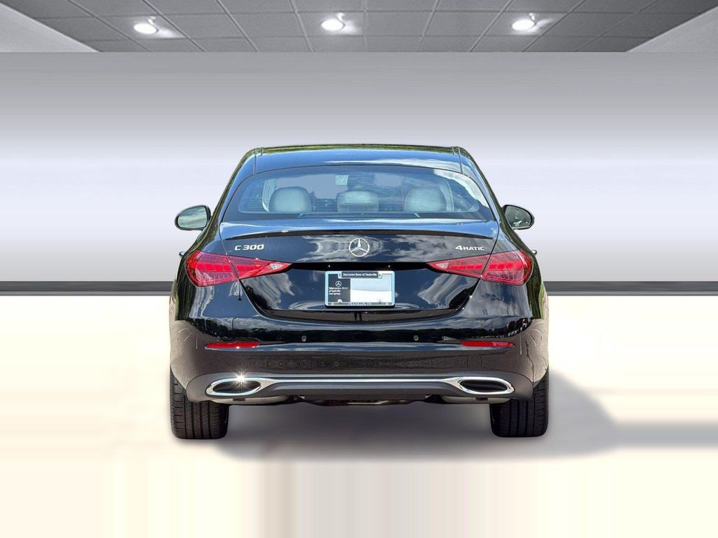 صورة 10 لـ 2026 Mercedes-BENZ C-CLASS