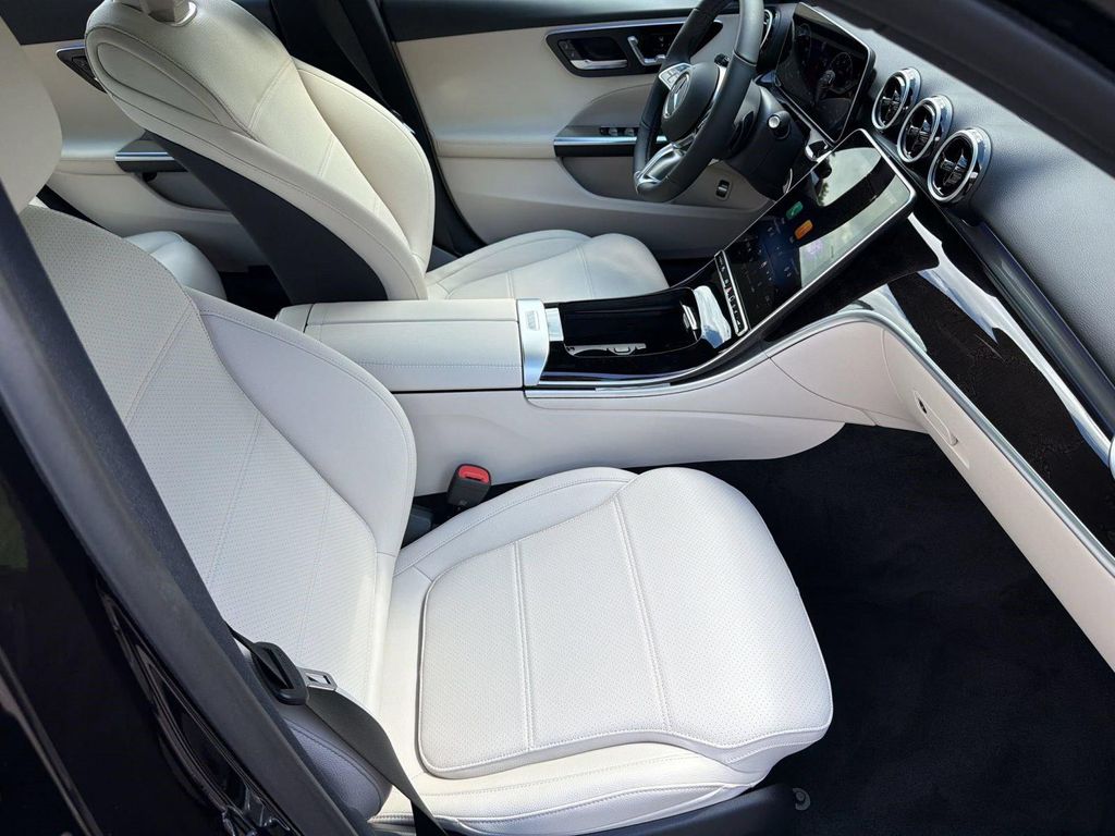 2026 Mercedes-BENZ C-CLASS 缩略图 24