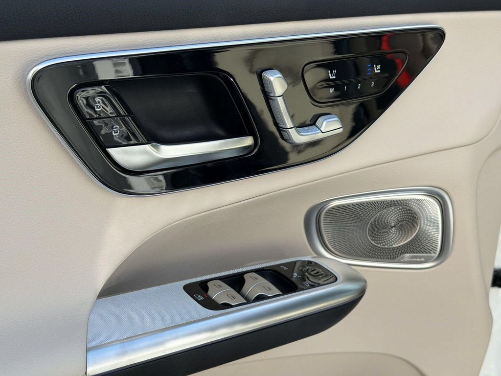 صورة مصغرة 27 لـ 2026 Mercedes-BENZ GLC