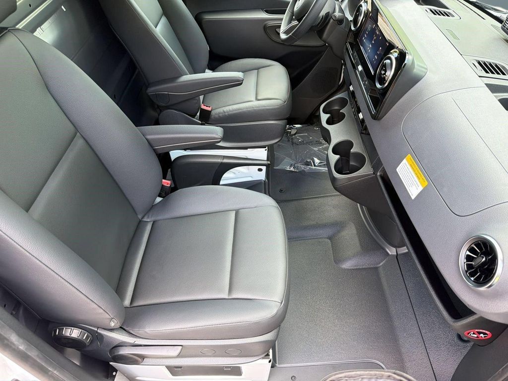 2026 Mercedes-BENZ OTHERS — миниатюра 28