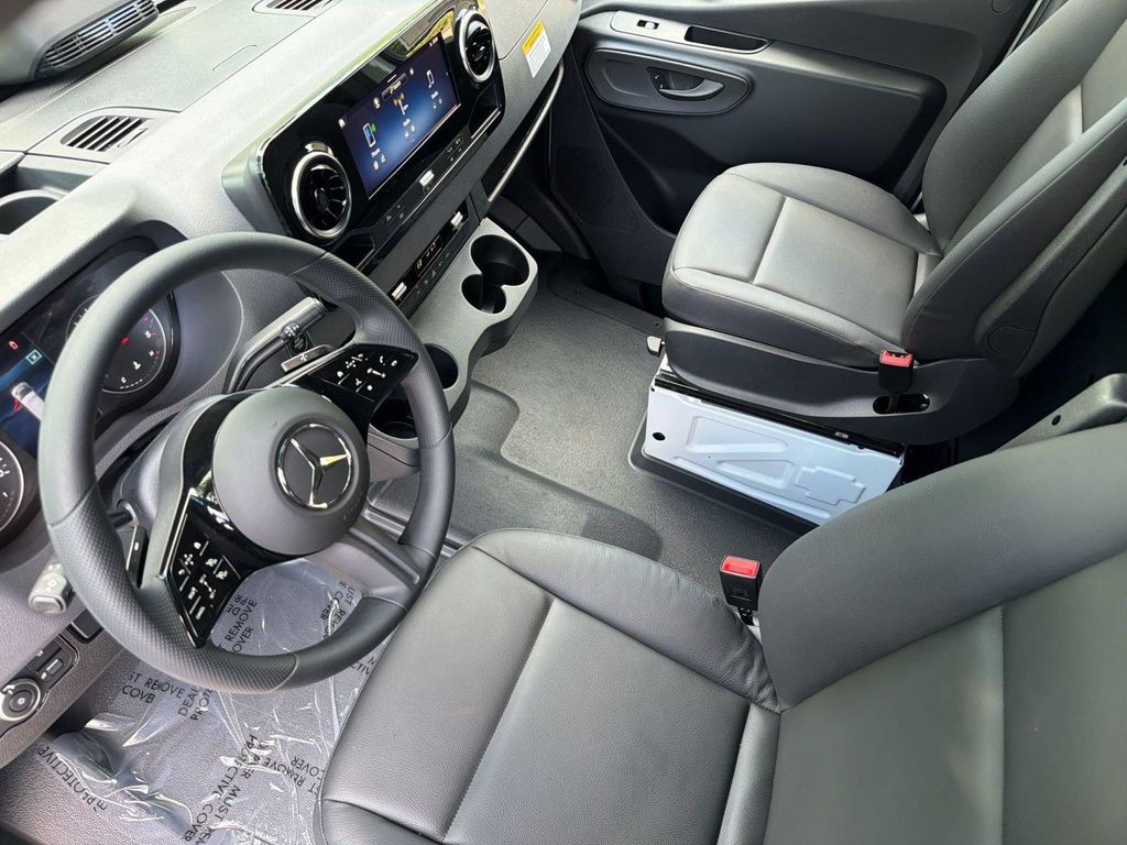2026 Mercedes-BENZ OTHERS — миниатюра 21