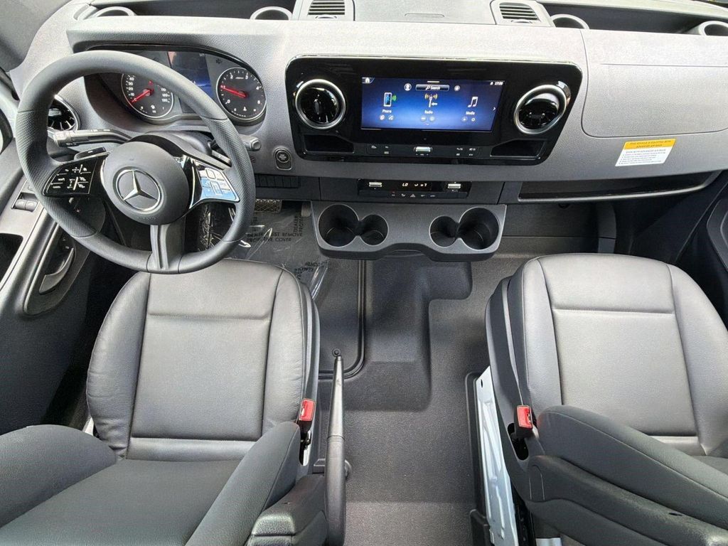 2026 Mercedes-BENZ OTHERS — миниатюра 15