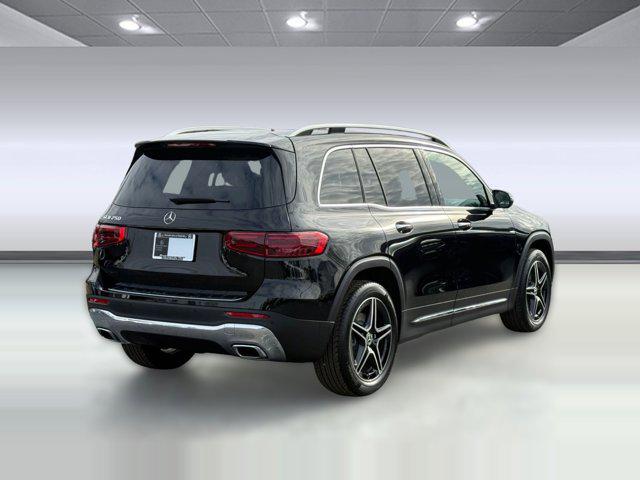 2026 Mercedes-BENZ GLB — фото 9