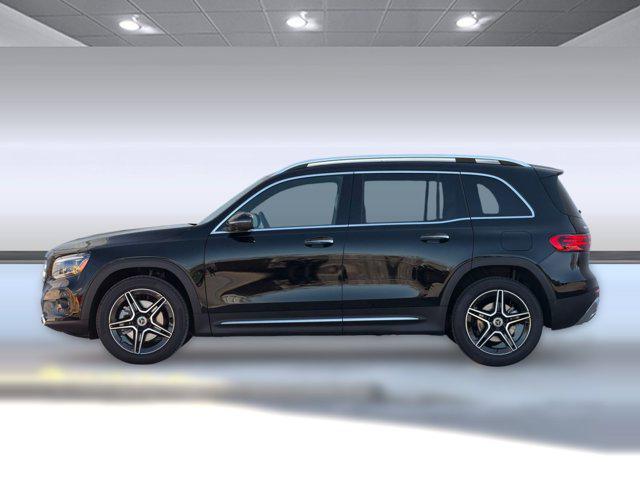 2026 Mercedes-BENZ GLB 照片 2