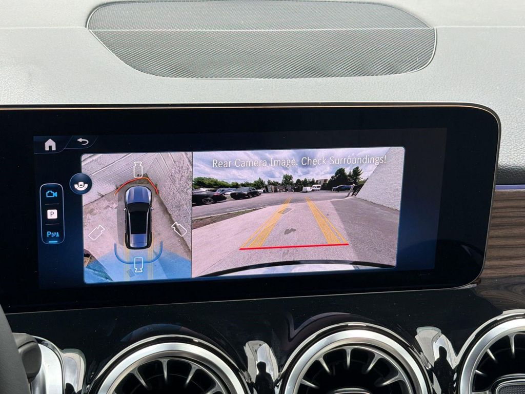 2026 Mercedes-BENZ GLB 缩略图 25