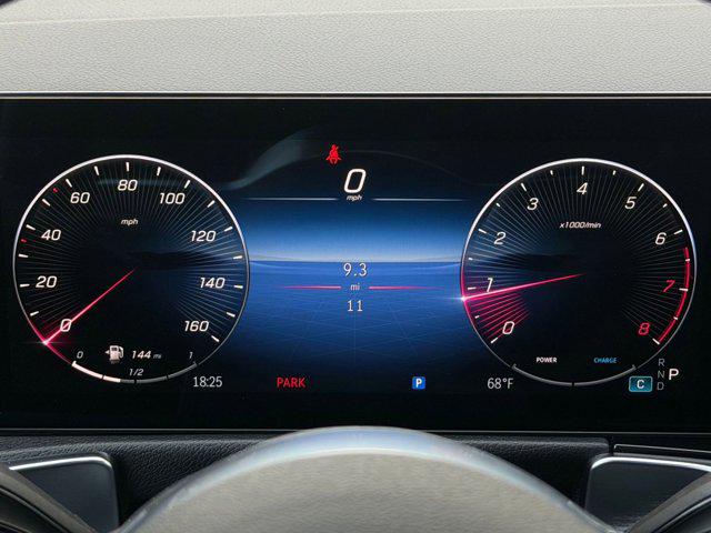 2026 Mercedes-BENZ GLB — миниатюра 19