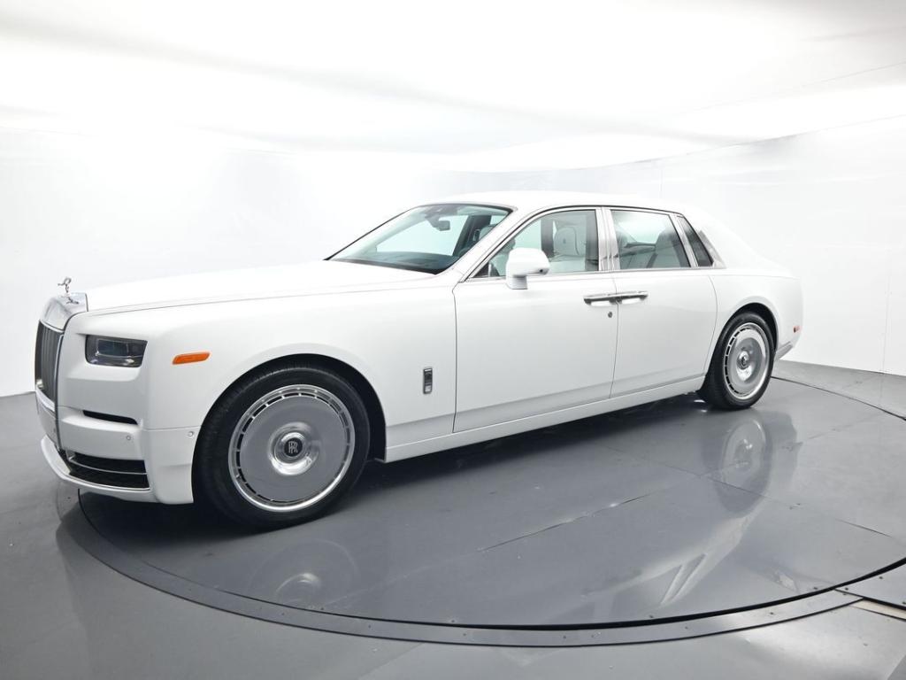 New 2026 Rolls-Royce Phantom