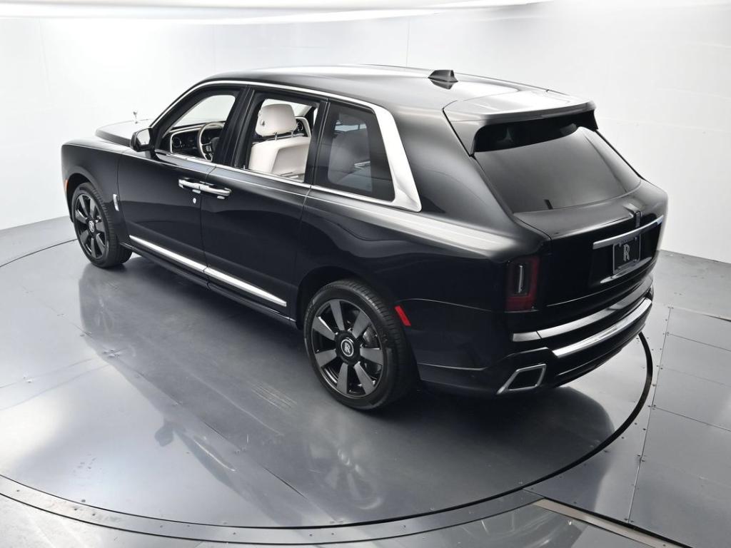 2025 ROLLS-ROYCE CULLINAN — миниатюра 29