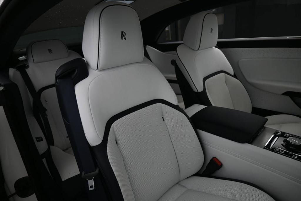 صورة مصغرة 24 لـ 2025 ROLLS-ROYCE SPECTRE