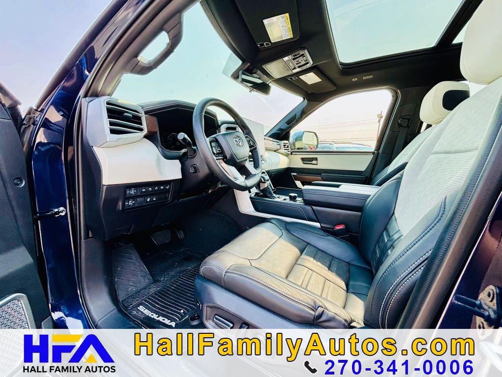 2025 Toyota SEQUOIA CAPSTONE — фото 10