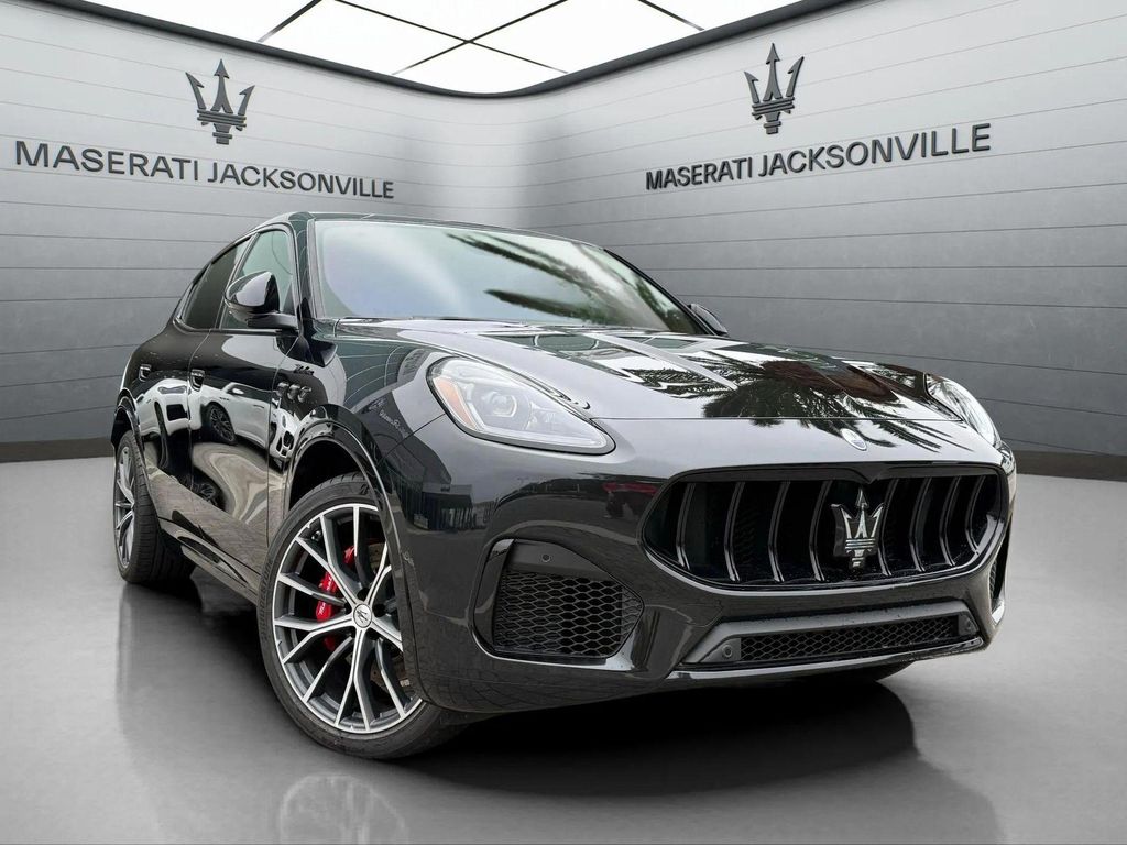 New 2026 Maserati Grecale Modena