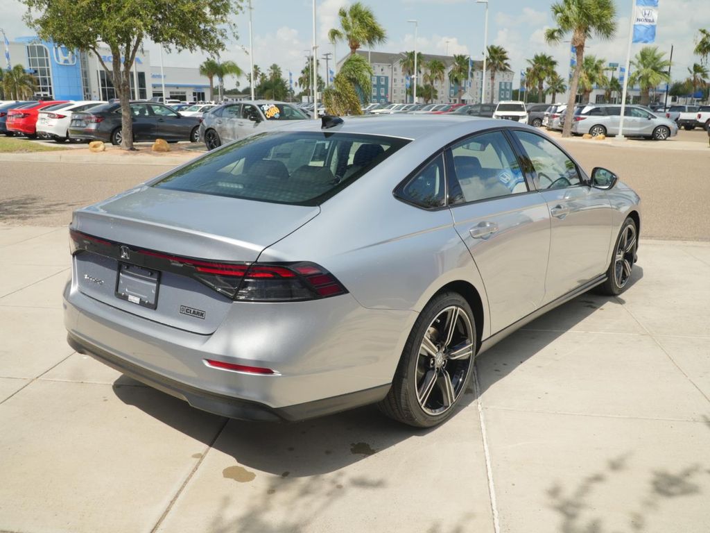 صورة 5 لـ 2026 Honda ACCORD SE