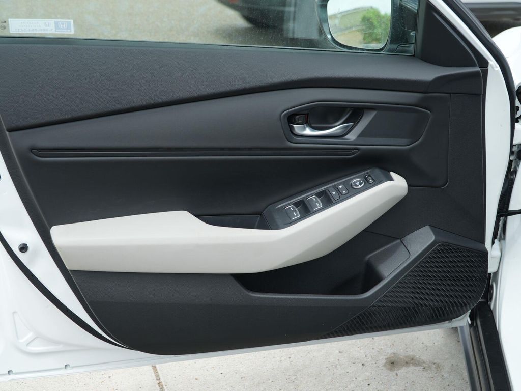 صورة مصغرة 13 لـ 2026 Honda ACCORD SE