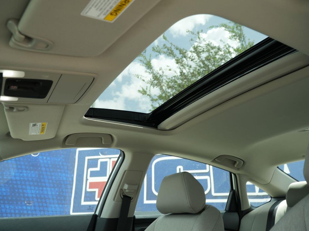 صورة مصغرة 17 لـ 2026 Honda ACCORD SE