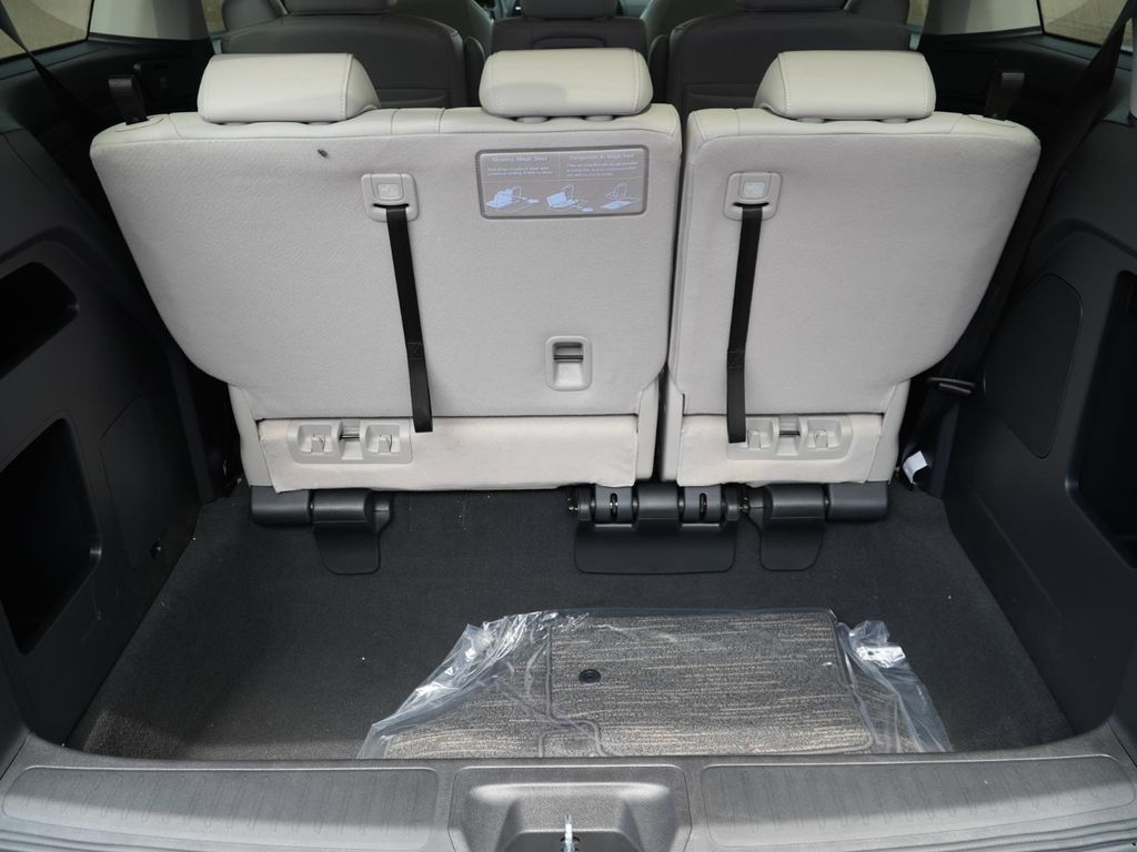 صورة 8 لـ 2026 Honda ODYSSEY EX-L