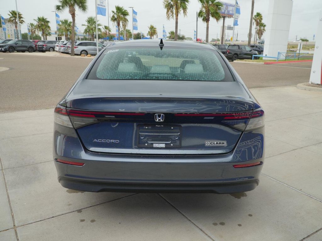 2026 Honda ACCORD SE — фото 6