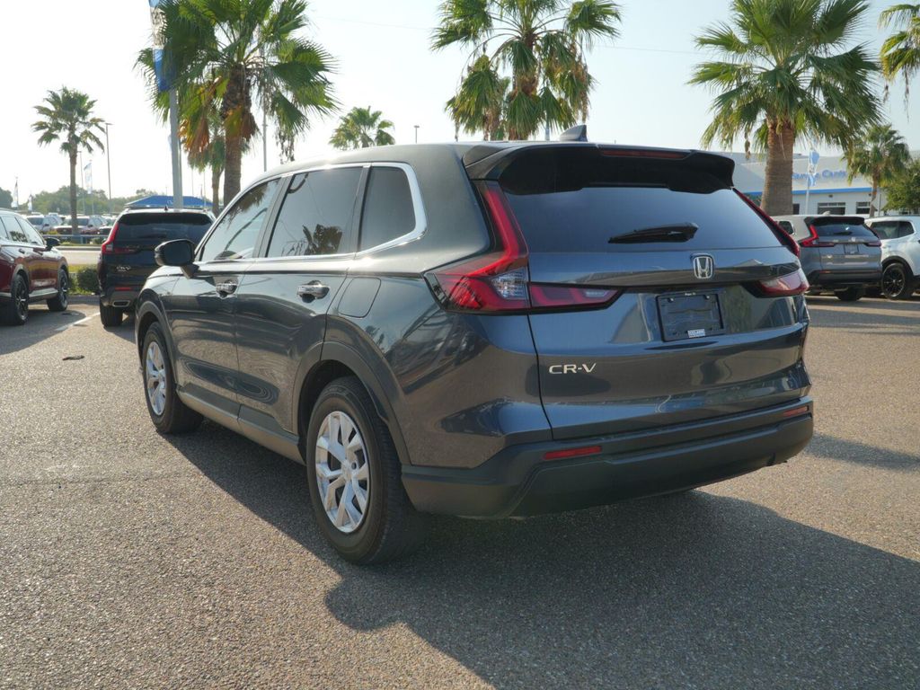 صورة 5 لـ 2025 Honda CR-V LX 2WD