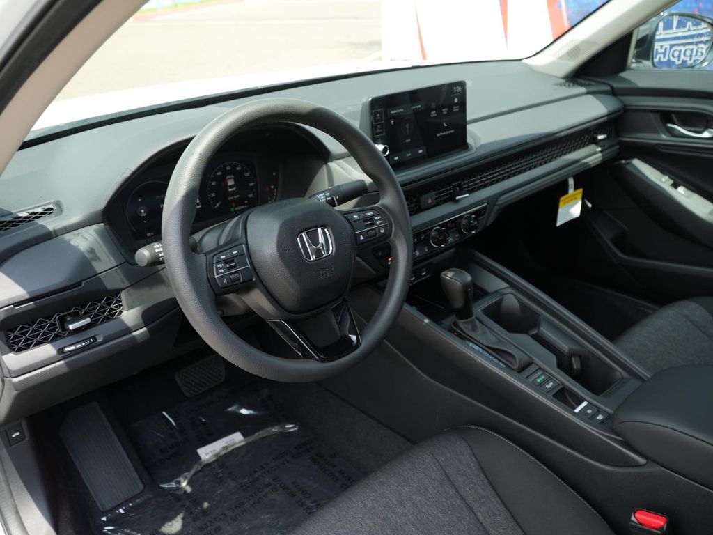 صورة مصغرة 14 لـ 2026 Honda ACCORD SE