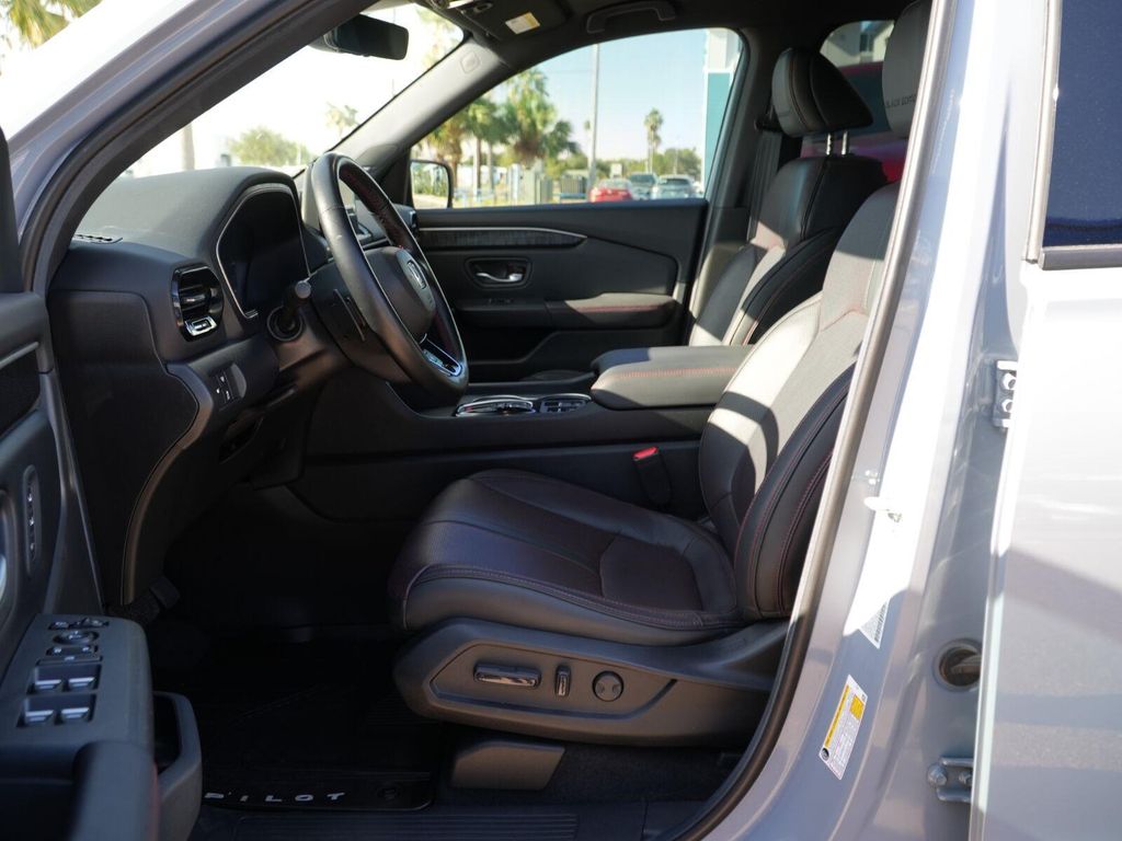 2025 Honda PILOT BLACK EDITION 照片 7