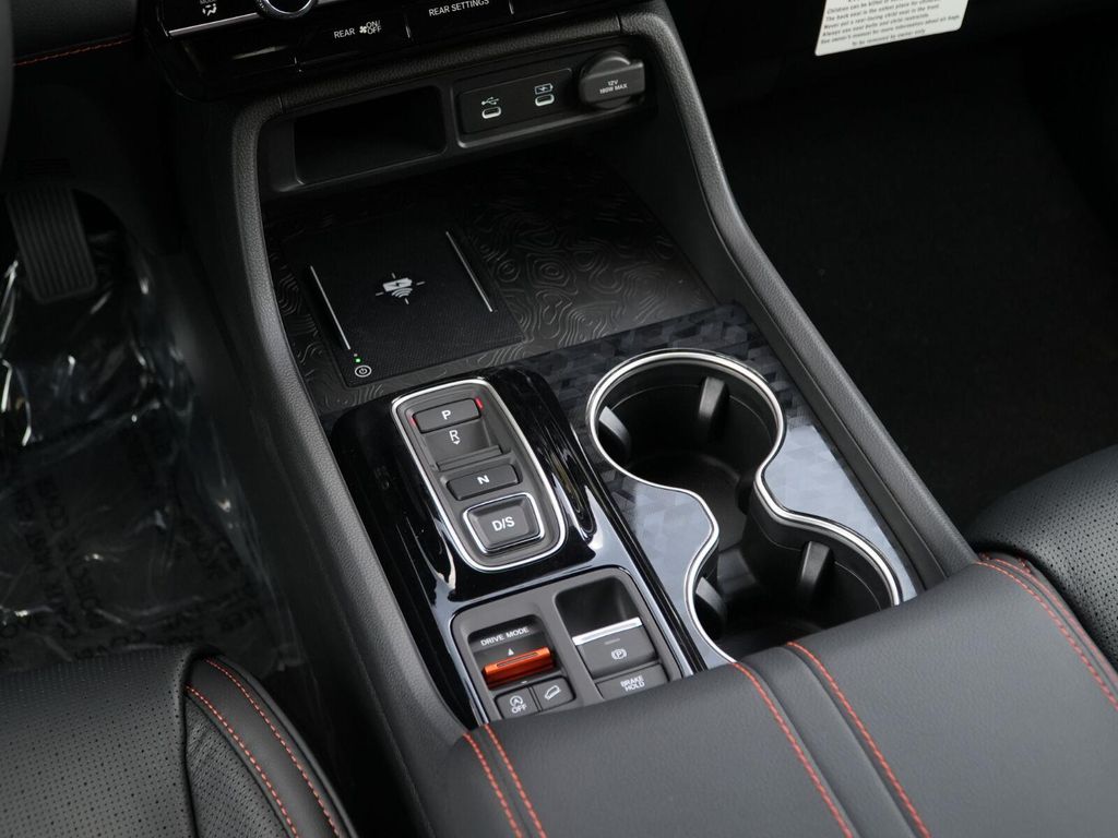صورة 28 لـ 2026 Honda PASSPORT AWD TRAILSPORT ELITE