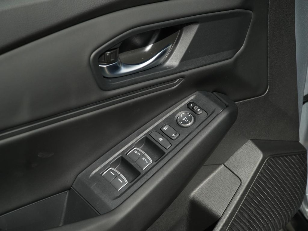صورة مصغرة 14 لـ 2026 Honda ACCORD SE