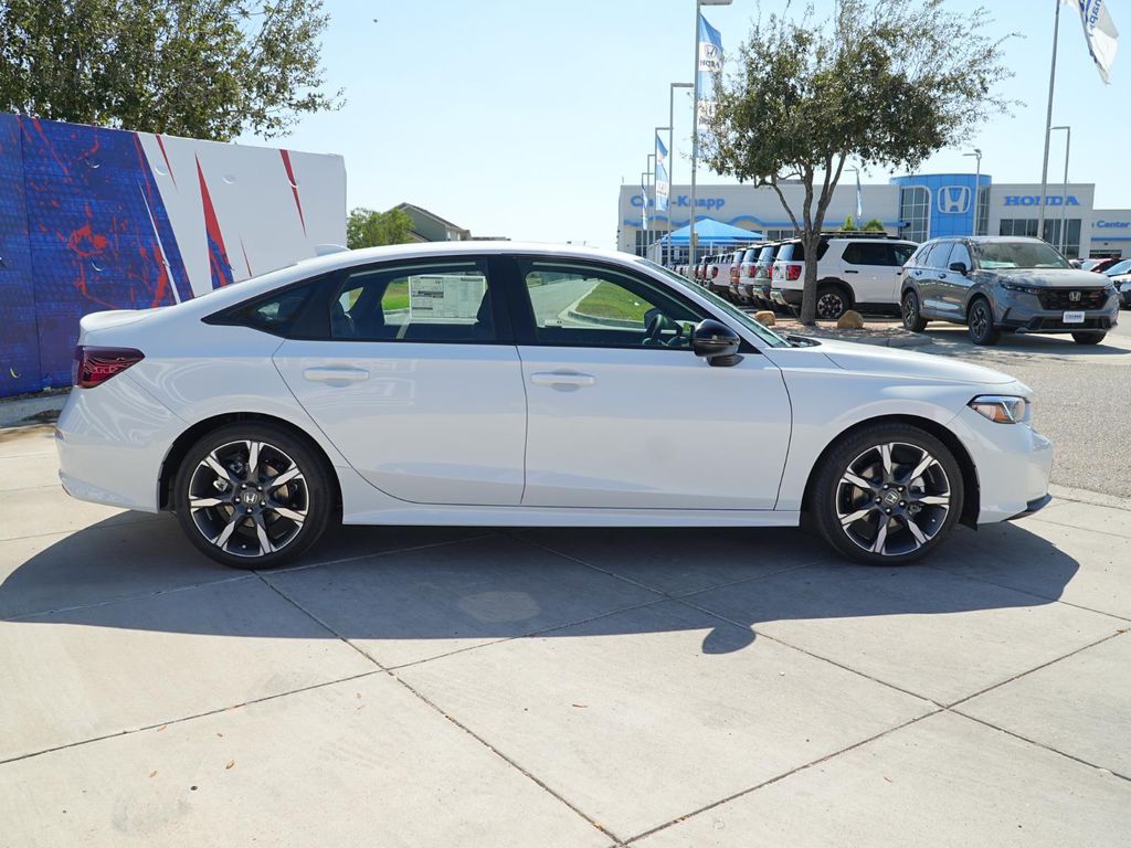 صورة 4 لـ 2026 Honda CIVIC HYBRID SPORT TOURING