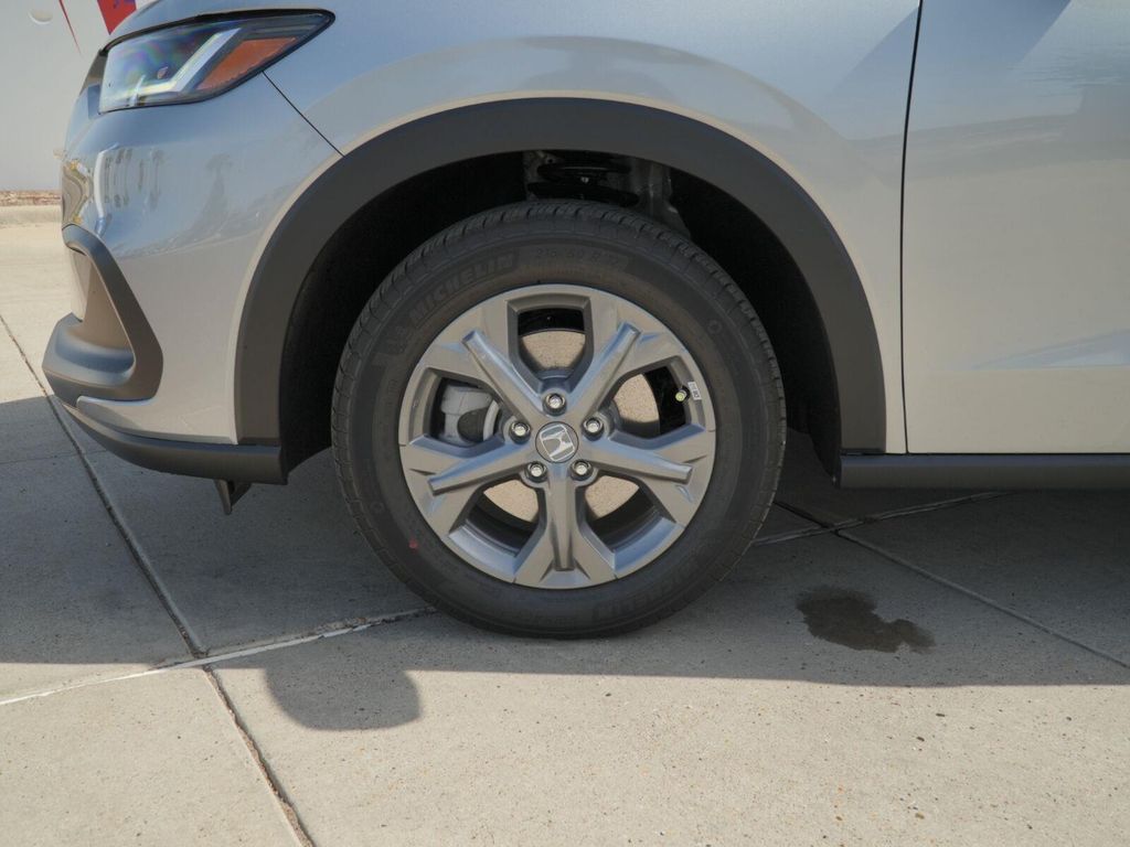 صورة 12 لـ 2027 Honda HR-V LX