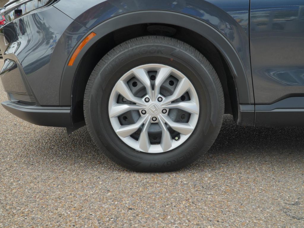 صورة 10 لـ 2026 Honda CR-V LX 2WD