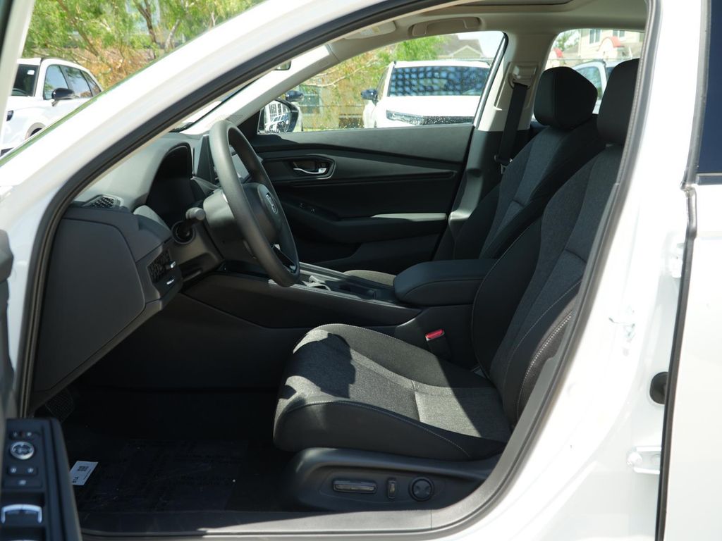 2026 Honda ACCORD SE 缩略图 16