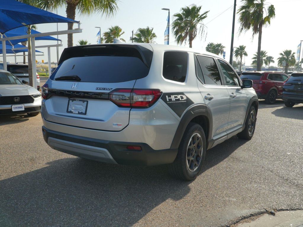 صورة 5 لـ 2023 Honda PILOT 2WD EX-L 8 PASSENGER