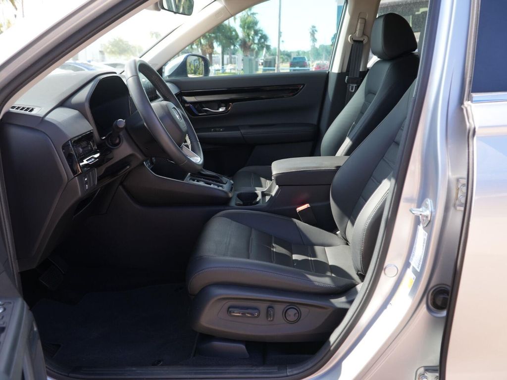 صورة 7 لـ 2024 Honda CR-V EX-L 2WD