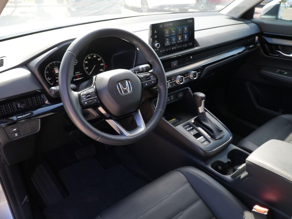 صورة 6 لـ 2024 Honda CR-V EX-L 2WD