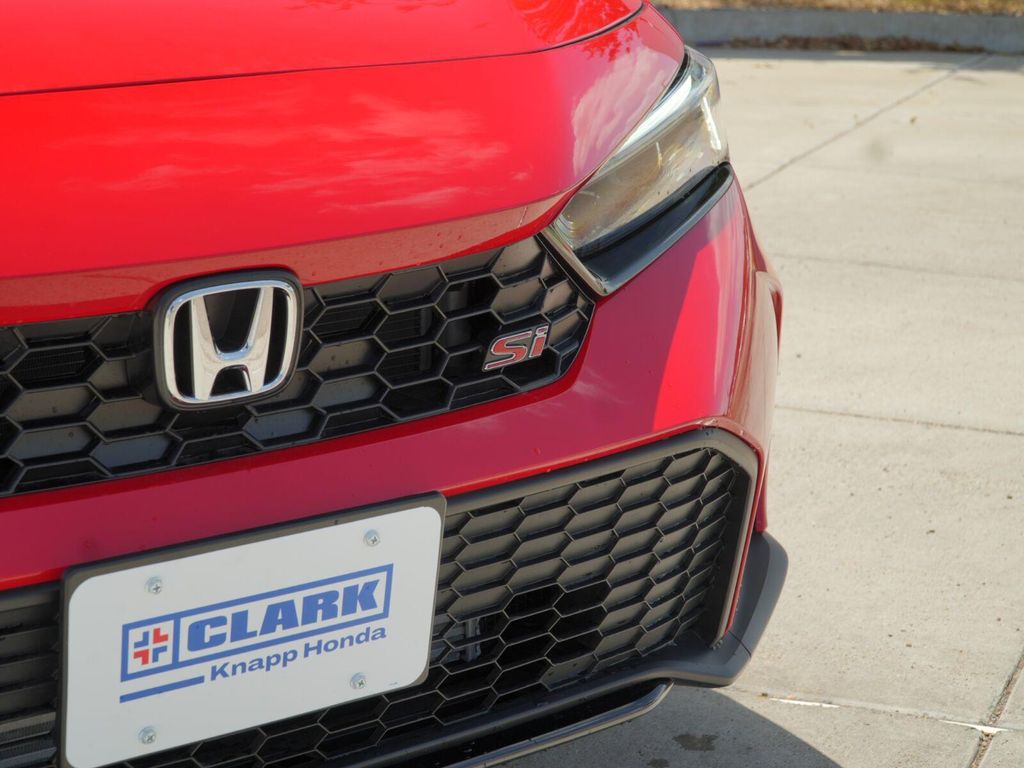صورة 3 لـ 2026 Honda CIVIC SI BASE