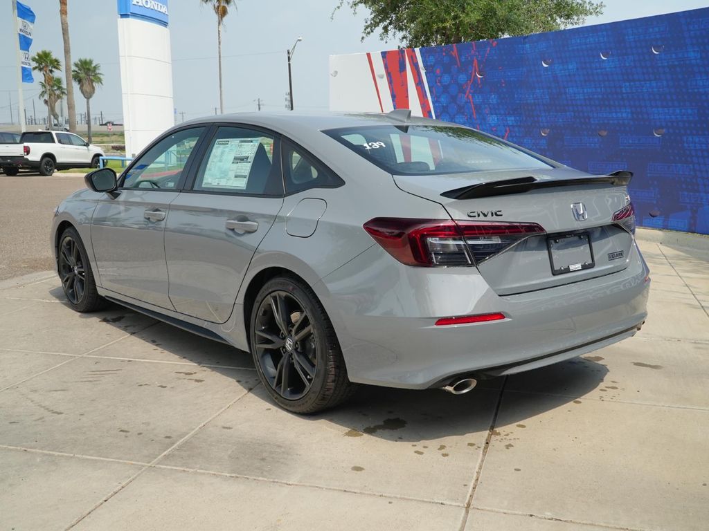صورة 9 لـ 2026 Honda CIVIC SI BASE