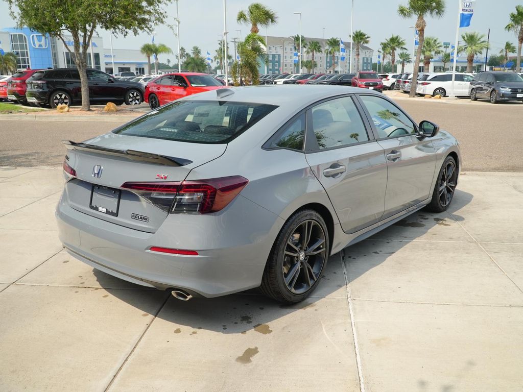 صورة 5 لـ 2026 Honda CIVIC SI BASE