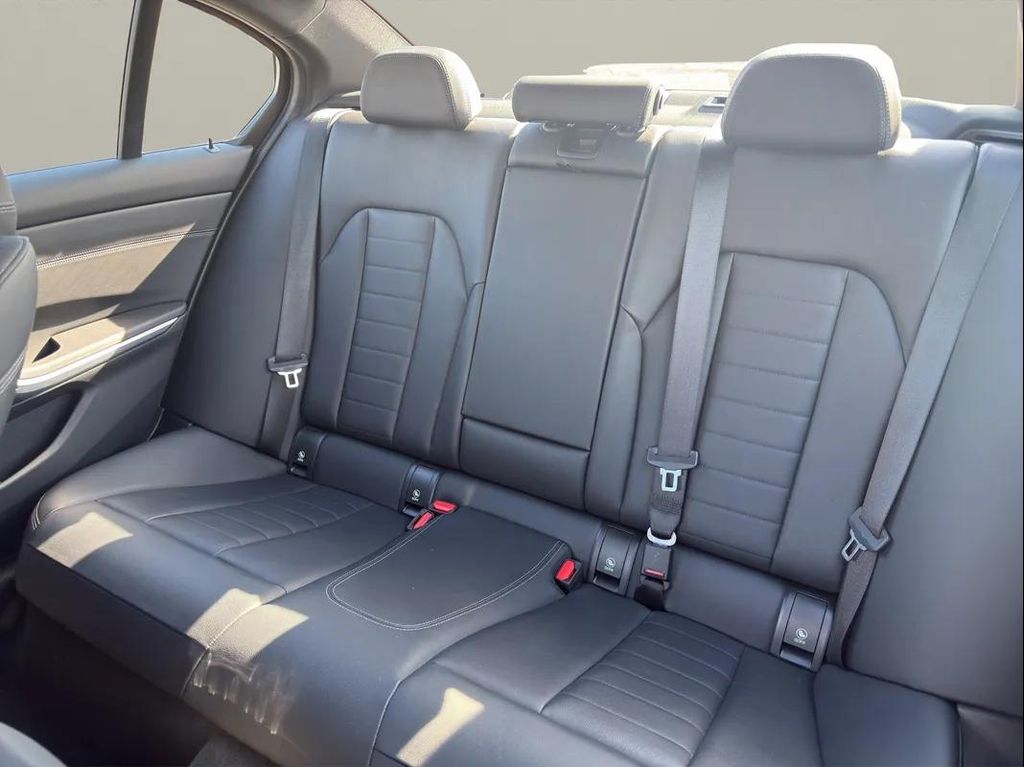 2023 BMW 330 XDRIVE — миниатюра 13