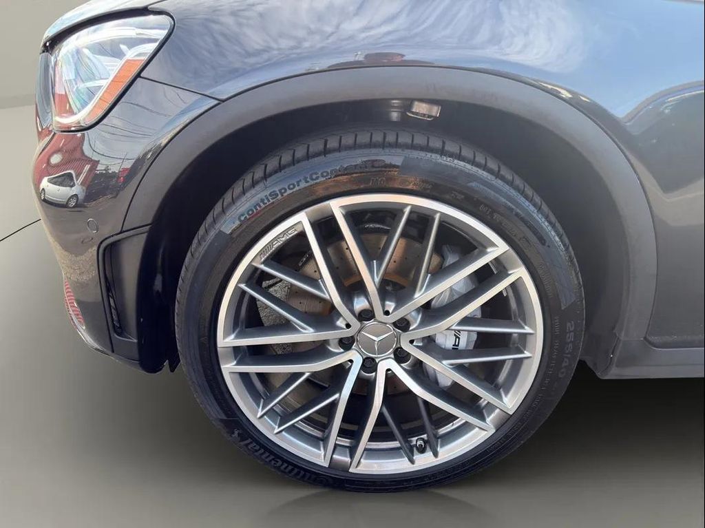 صورة 24 لـ 2021 Mercedes-BENZ AMG GLC 43 4MATIC