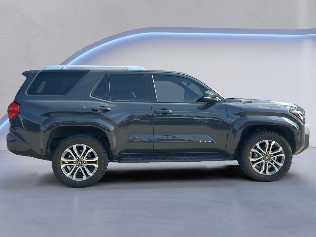 صورة 8 لـ 2025 Toyota 4RUNNER HYBRID