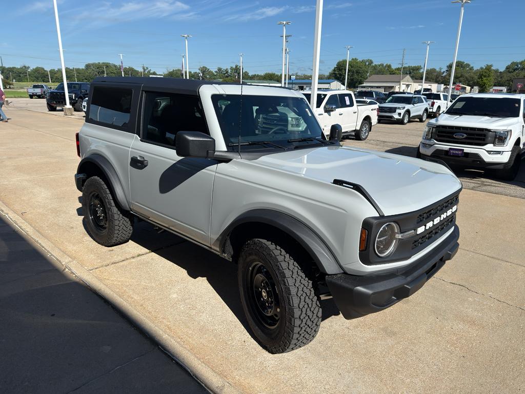 2026 FORD BRONCO BASE 照片 5