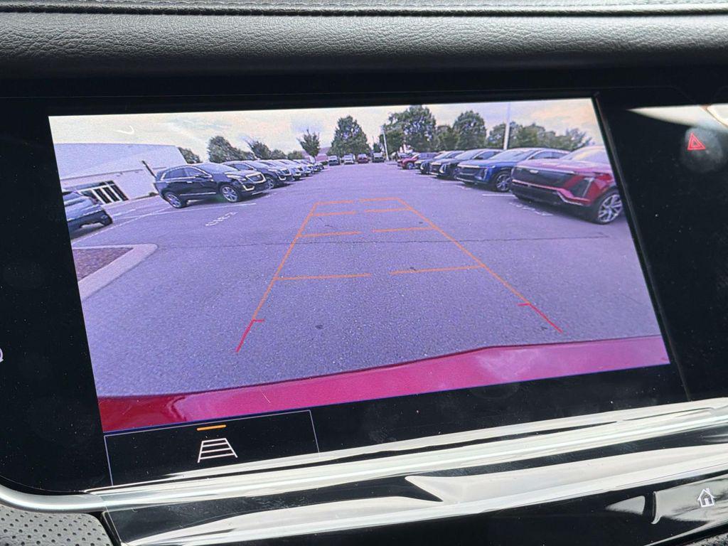 صورة مصغرة 29 لـ 2026 Cadillac XT5 LUXURY