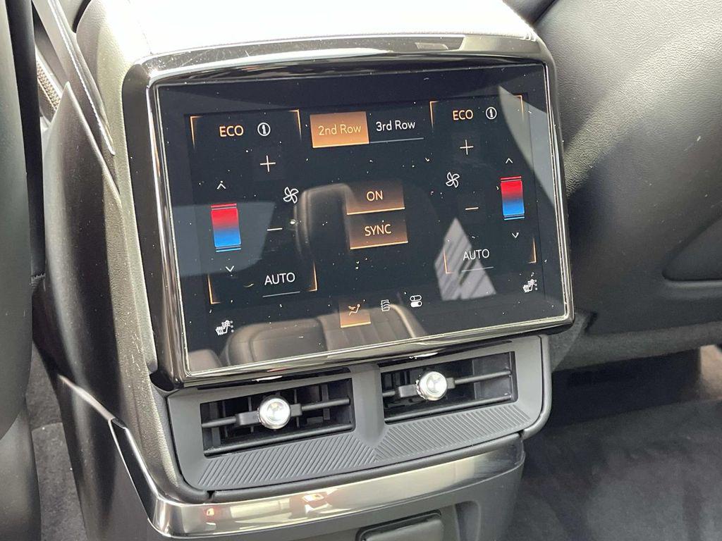 صورة مصغرة 18 لـ 2026 Cadillac VISTIQ SPORT