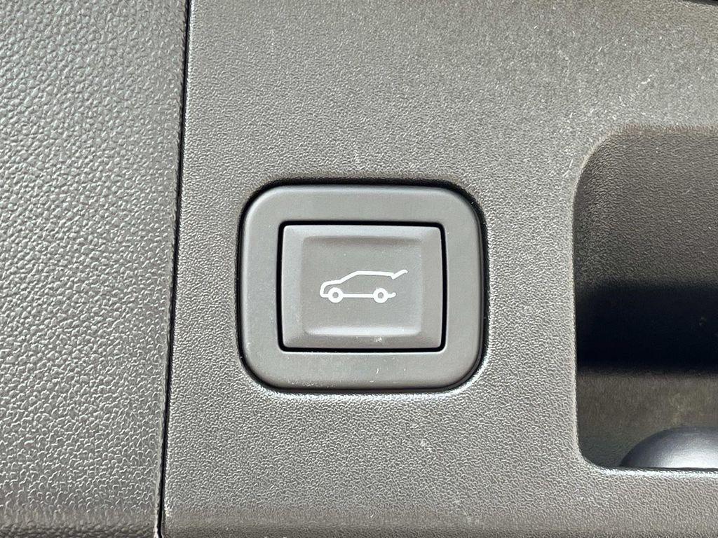 2026 Cadillac XT5 PREMIUM LUXURY thumbnail 12