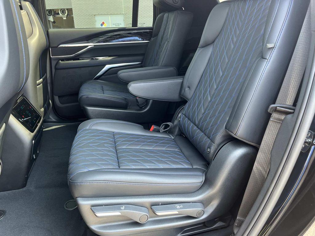 2026 Cadillac ESCALADE IQL LUXURY 缩略图 20