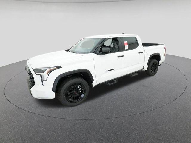 TOYOTA TUNDRA - 1