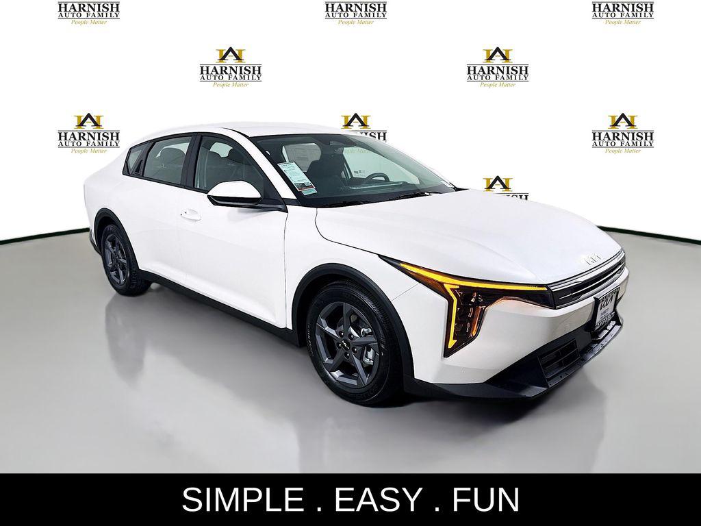 New 2026 Kia K4 LXS