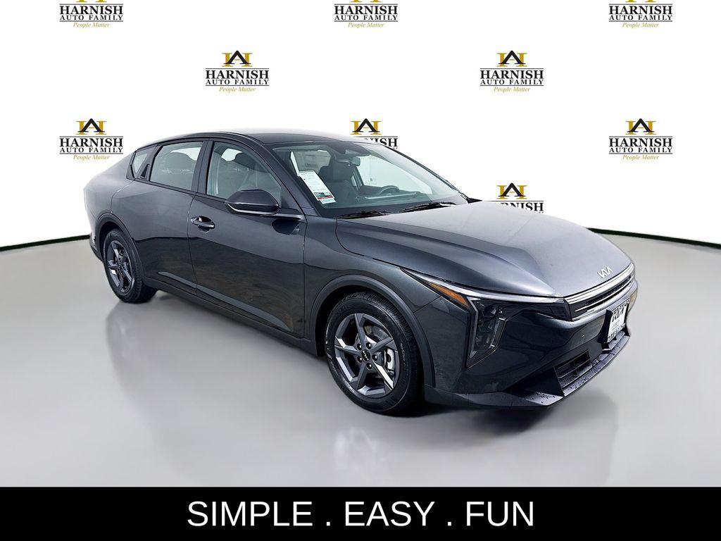 New 2026 Kia K4 LXS