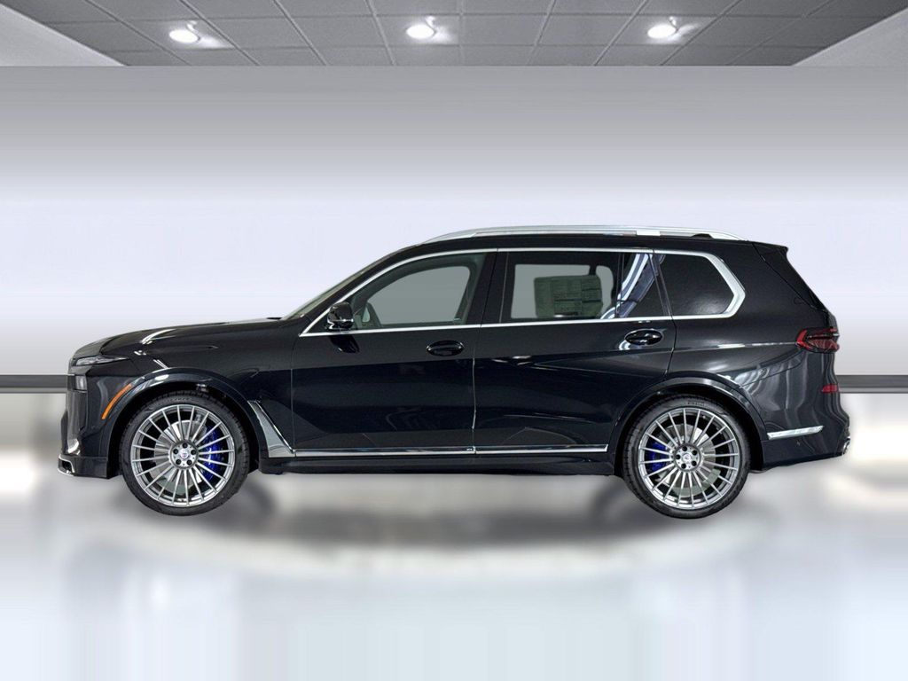 2026 BMW ALPINA XB7 照片 2