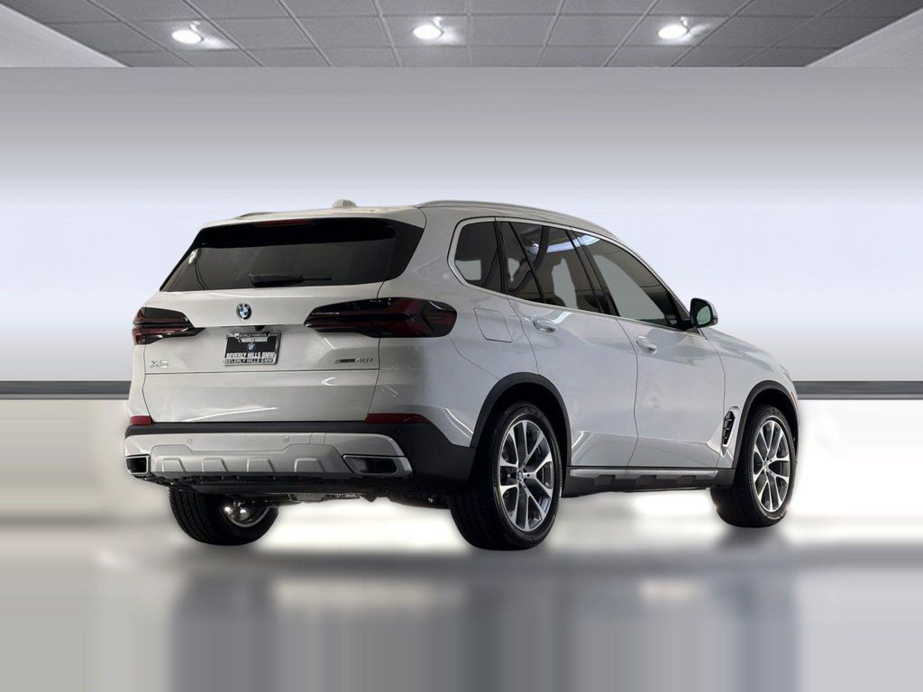 صورة 8 لـ 2026 BMW X5 SDRIVE40I