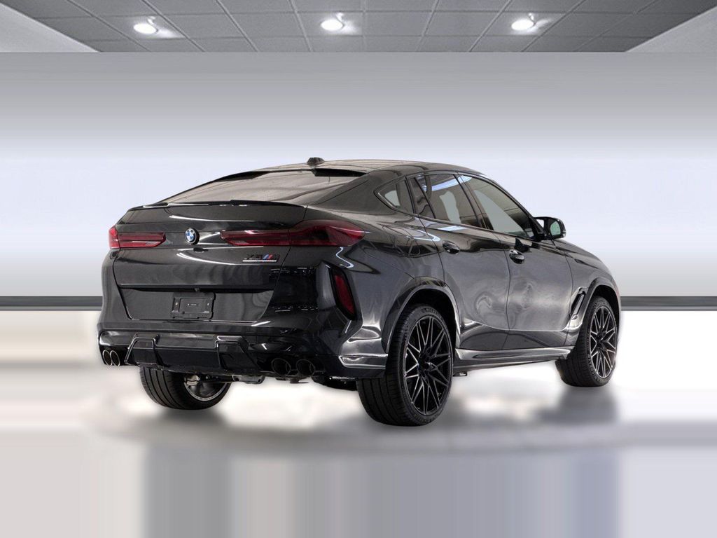 صورة 9 لـ 2026 BMW X6 M COMPETITION